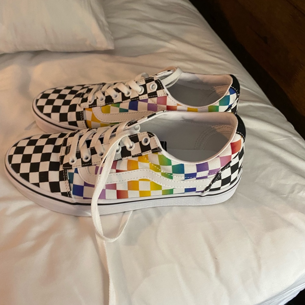 Women’s size 10 rainbow checkered Van’s